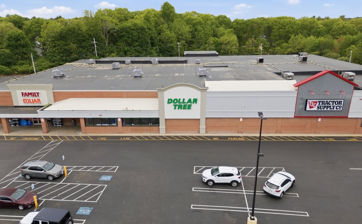 Pictures of Retail property located at 800 S Franklin St, Holbrook, MA 02343 for lease - image #1