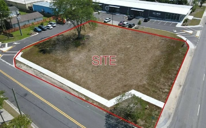 Pictures of Land property located at 605 N Main Street, Summerville, SC 29483 for lease - image #1