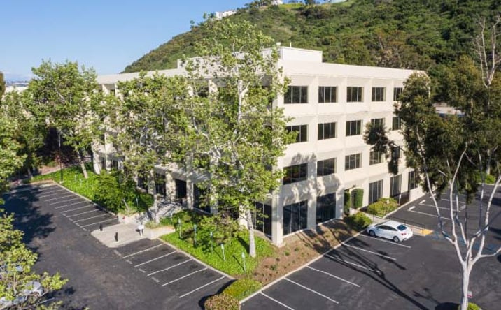 Pictures of Office property located at 3333 Camino del Rio S, San Diego, CA 92108 for lease - image #1