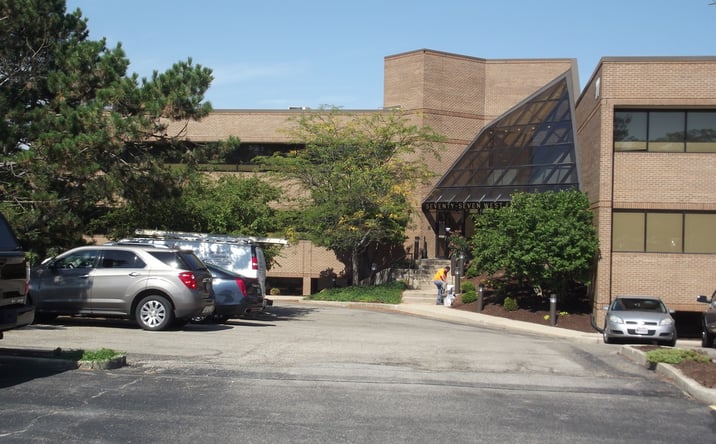 Pictures of Office property located at 77 Elmwood Dr, Dayton, OH 45459 for lease - image #1