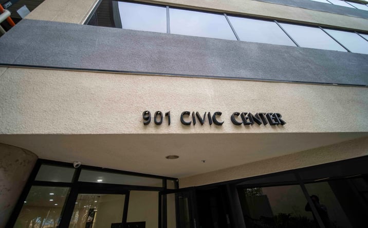 Pictures of Office property located at 901 W Civic Center Dr, Santa Ana, CA 92703 for lease - image #1