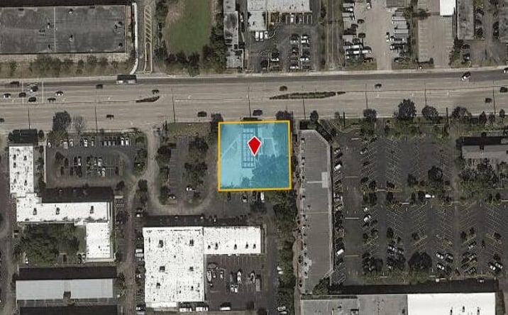 Pictures of Retail, Land property located at 900 E Sample Rd, Pompano Beach, FL 33064 for lease - image #1