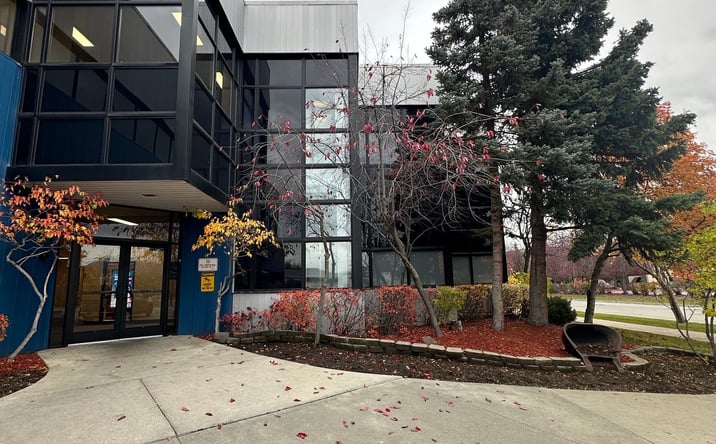 Pictures of Office property located at 341 W Tudor Rd, Anchorage, AK 99503 for lease - image #1