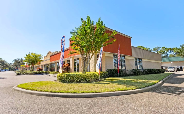 Pictures of Retail, Industrial property located at 1105-1295 West Airport Blvd, Sanford, FL 32773 for lease - image #1