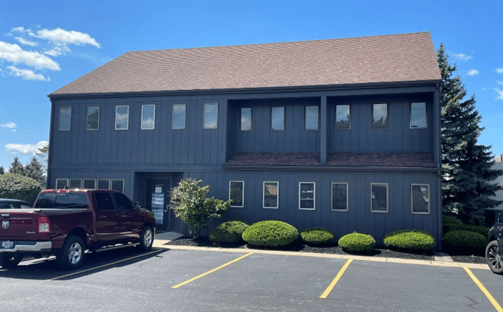 Pictures of Office property located at 1605 Perrysburg Holland Rd, Maumee, OH 43537 for lease - image #1