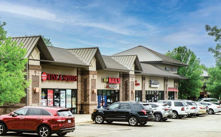 Pictures of Retail property located at 2190 Eagle Creek Lane, Woodbury, MN 55129 for lease - image #1