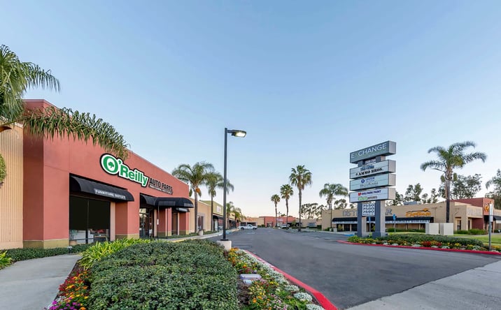 Pictures of Retail property located at 7550-7590 Miramar Road, San Diego, CA 92126 for lease - image #1