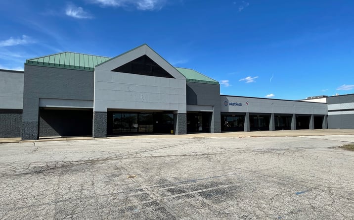 Pictures of Retail, Industrial property located at 5055 Jackman Road, Toledo, OH 43613 for lease - image #1