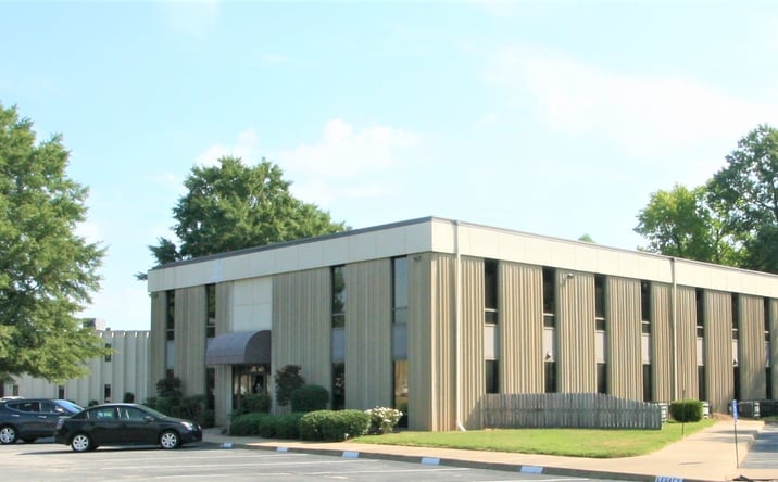 Pictures of Office property located at 2117 Smith Avenue, Chesapeake, VA 23320 for lease - image #1
