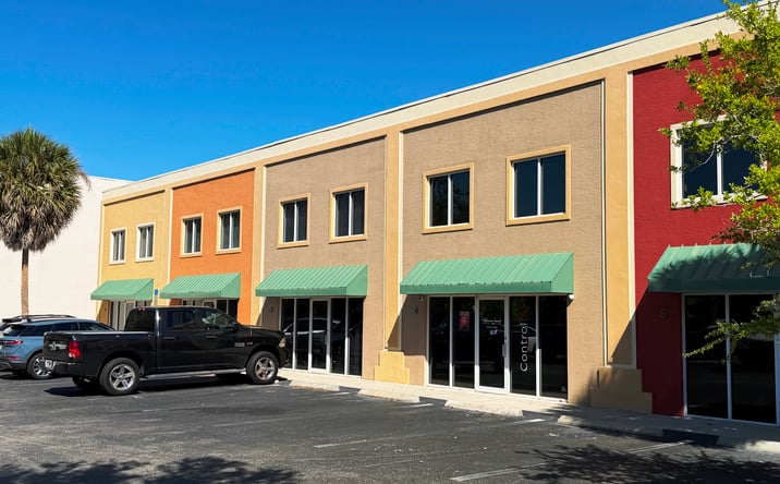 Pictures of Industrial property located at 1035 Collier Center Way, Naples, FL 34110 for lease - image #1