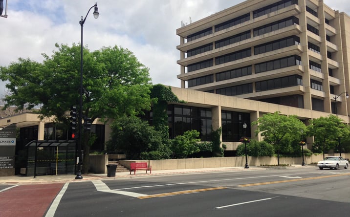 Pictures of Office property located at 8001 Lincoln Ave, Skokie, IL 60077 for lease - image #1