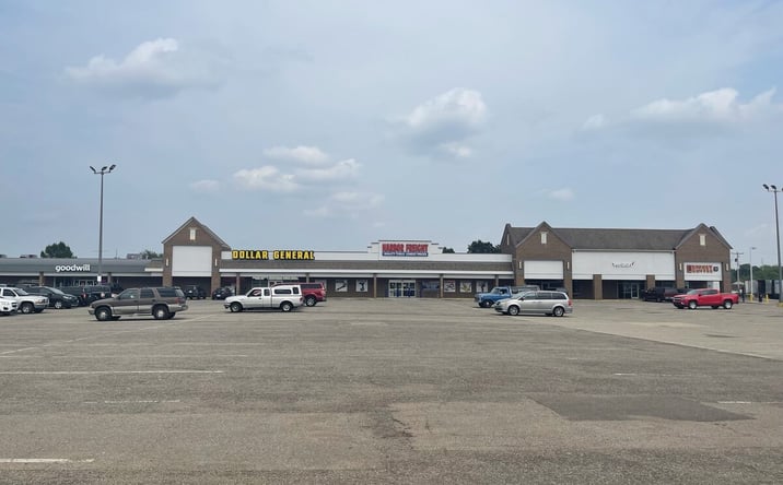 Pictures of Retail property located at 203 US-131, Three Rivers, MI 49093 for lease - image #1