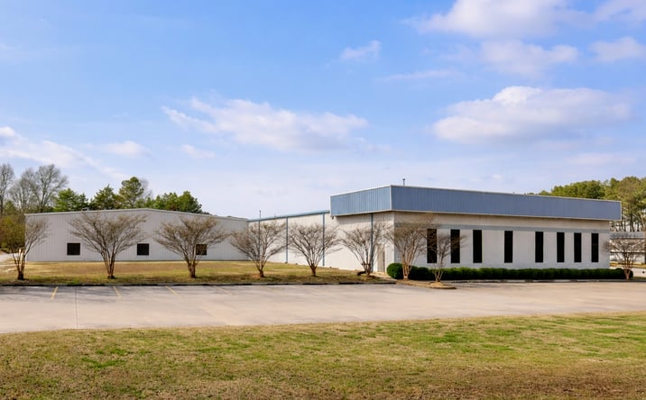 Pictures of Industrial property located at 6607 Mountain View Rd, Ooltewah, TN 37363 for lease - image #1