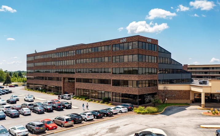 Pictures of Office property located at 600 Town Center Rd, Matteson, IL 60443 for lease - image #1