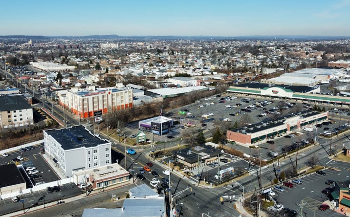 Pictures of Retail, Restaurant property located at 675 Paterson Ave, Carlstadt, NJ 07072 for lease - image #1