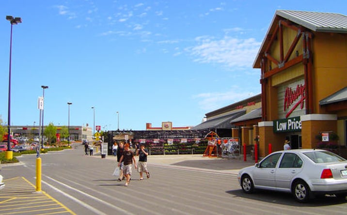 Pictures of Retail property located at I-84 at NE 238th & Sandy Blvd, Wood Village, OR 97060 for lease - image #1