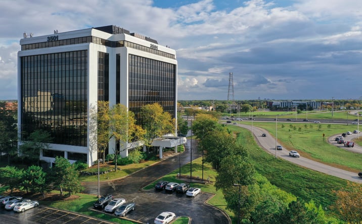 Pictures of Office property located at 3501 W Algonquin Rd, Rolling Meadows, IL 60008 for lease - image #1