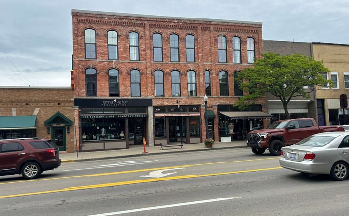 Pictures of Retail, Office property located at 122 W. Grand River, Howell, MI 48843 for lease - image #1