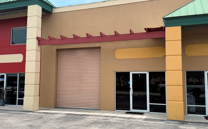 Pictures of Industrial property located at 1040 Collier Center Way, Naples, FL 34110 for lease - image #1
