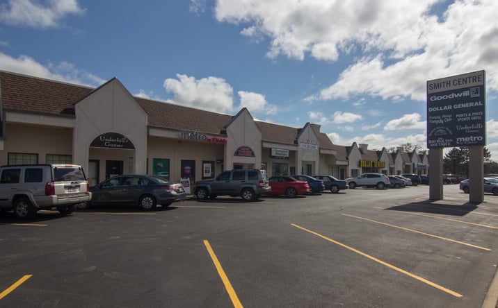 Pictures of Retail property located at 1725 State Rd, Cuyahoga Falls, OH 44223 for lease - image #1