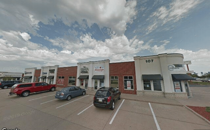 Pictures of Retail property located at 107 NE Delaware Ave, Ankeny, IA 50021 for lease - image #1