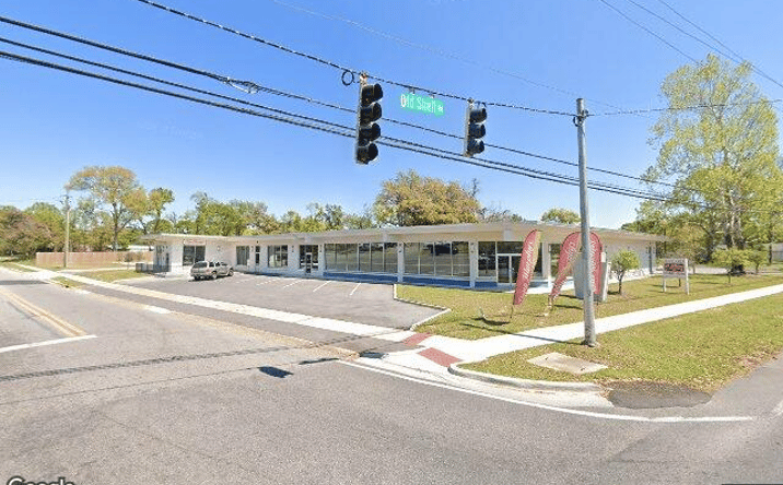 Pictures of Retail, Office property located at 2724 Old Shell Rd, Mobile, AL 36607 for lease - image #1