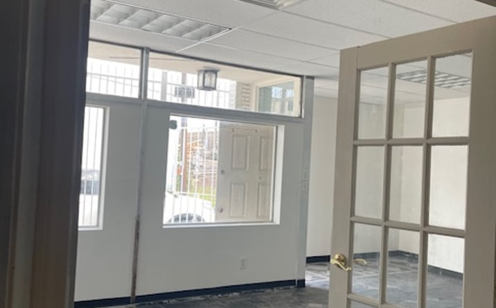Pictures of Land property located at 2112 Canada Dry St, Houston, TX 77023 for lease - image #1