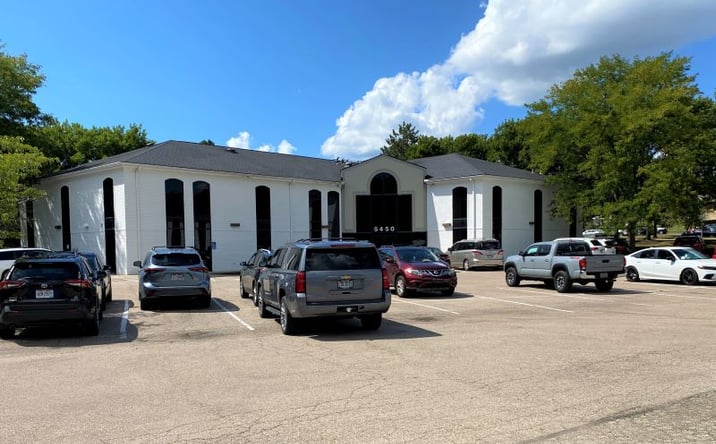 Pictures of Office property located at 5450 Far Hills Ave, Dayton, OH 45429 for lease - image #1