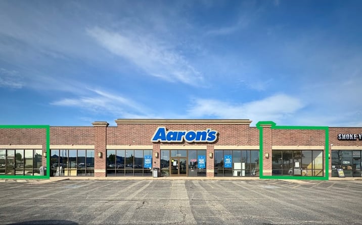 Pictures of Retail, Restaurant property located at 2294 Gateway Center Dr, Belvidere, IL 61008 for lease - image #1