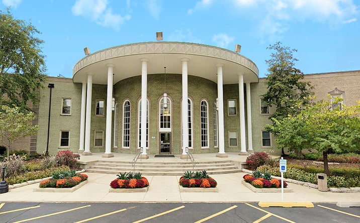 Pictures of Office property located at 2720 S River Rd, Des Plaines, IL 60018 for lease - image #1