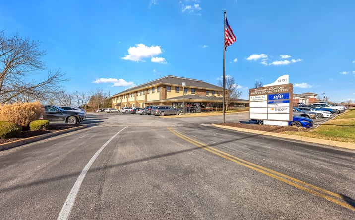 Pictures of Office property located at 13131 Tesson Ferry Rd, St. Louis, MO 63128 for lease - image #1