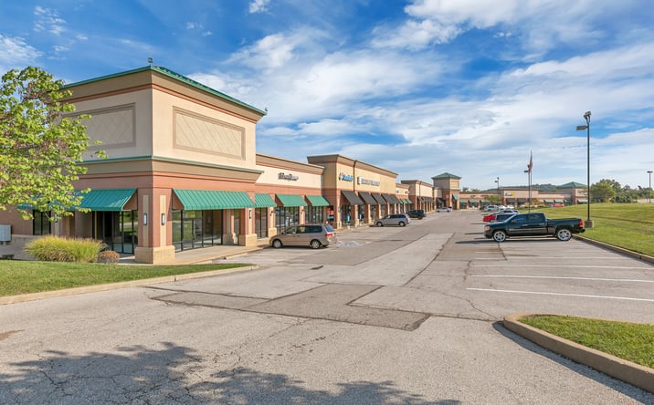 Pictures of Retail, Office, Restaurant property located at 1209 Imperial Main St, Imperial, MO 63052 for lease - image #1