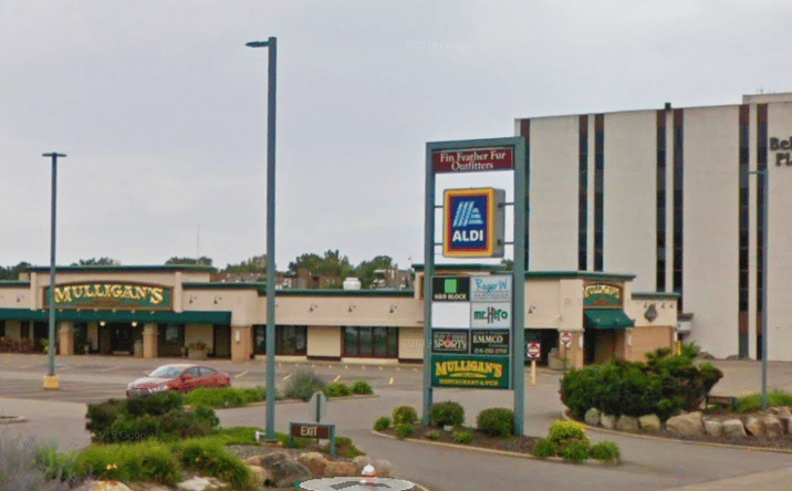 Pictures of Retail property located at 4066 Belden Village St NW, Canton, OH 44718 for lease - image #1