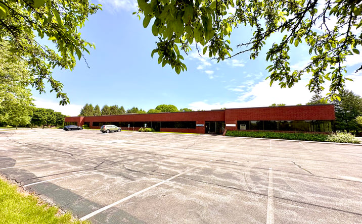 Pictures of Office property located at 2004 Fox Dr, Champaign, IL 61820 for lease - image #1