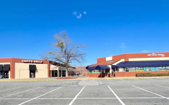 Pictures of Retail, Office, Restaurant property located at 2301 Airport Thruway, Columbus, GA 31904 for lease - image #1