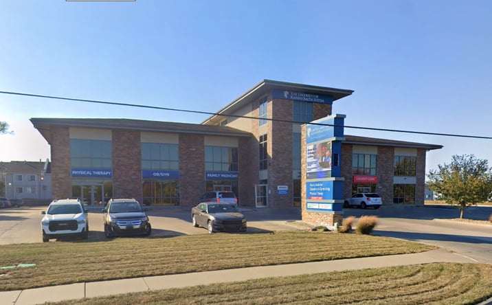 Pictures of Office property located at 2641 SW Wanamaker Rd, Topeka, KS 66614 for lease - image #1