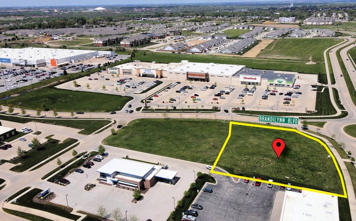 Pictures of Retail property located at Brandilynn Blvd and Pinnacle Prairie Parkway, Cedar Falls, IA 50613 for lease - image #1