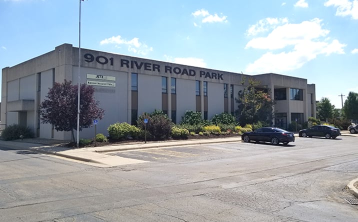 Pictures of Office, Industrial property located at 901 NE River Rd, Topeka, KS 66616 for lease - image #1