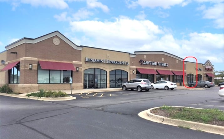 Pictures of Retail, Office property located at 11609 Catalpa Ln, Woodstock, IL 60098 for lease - image #1
