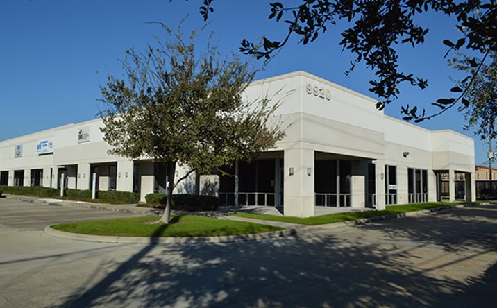 Pictures of Office, Industrial property located at 9920 W Sam Houston Pkwy S, Houston, TX 77099 for lease - image #1