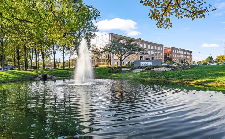 Pictures of Office property located at 630-650 Dundee Road, Northbrook, IL 60062 for lease - image #1