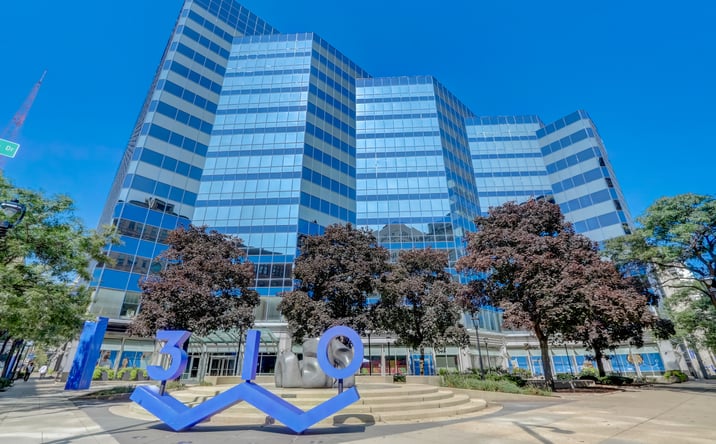 Pictures of Office property located at 310 W Wisconsin Ave, Milwaukee, WI 53203 for lease - image #1