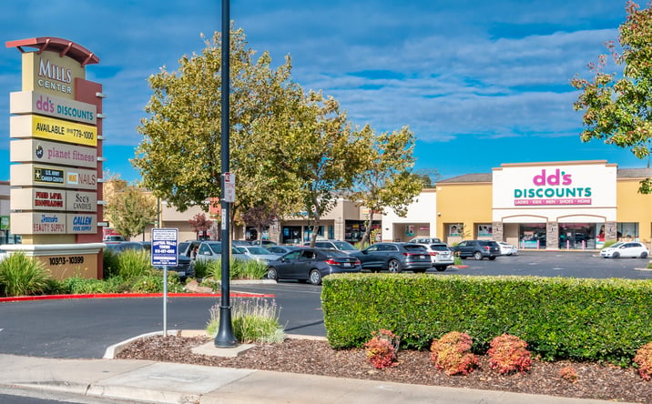 Pictures of Retail, Restaurant property located at 10375 Folsom Blvd, Rancho Cordova, CA 95670 for lease - image #1