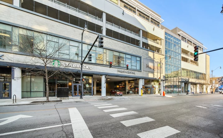 Pictures of Retail property located at 3030 N Broadway, Chicago, IL 60657 for lease - image #1