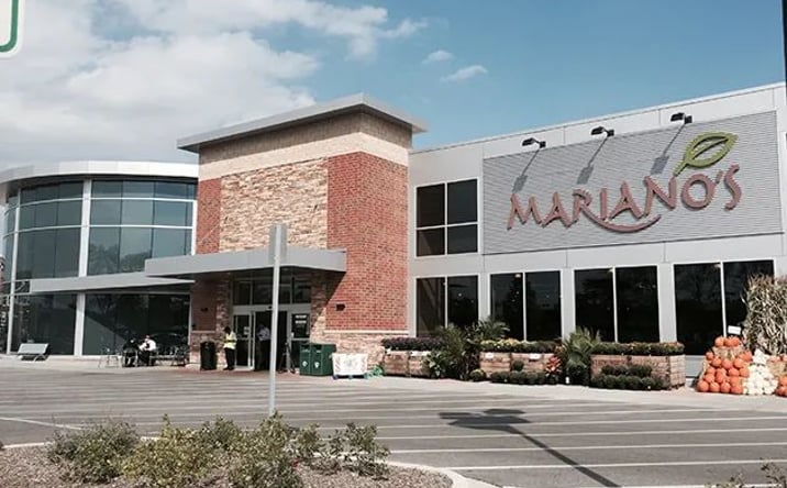 Pictures of Retail property located at NEC Golf Road & Waukegan Road, Glenview, IL 60029 for lease - image #1