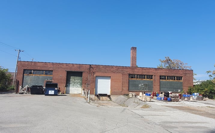 Pictures of Industrial property located at 1058 S Vandeventer Ave, St. Louis, MO 63110 for lease - image #1