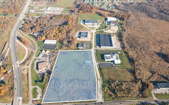 Pictures of Retail, Land property located at Hudson Crossing Pkwy, Hudson, OH 44236 for lease - image #1