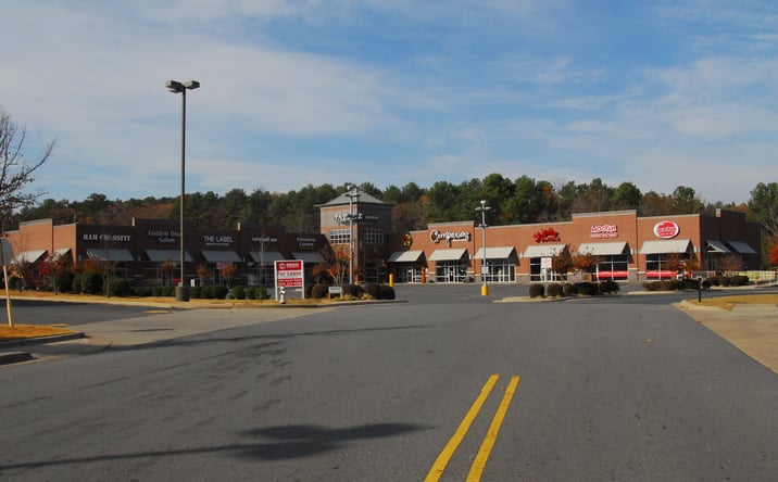 Pictures of Retail, Restaurant property located at 14810 Cantrell Rd, Little Rock, AR 72223 for lease - image #1