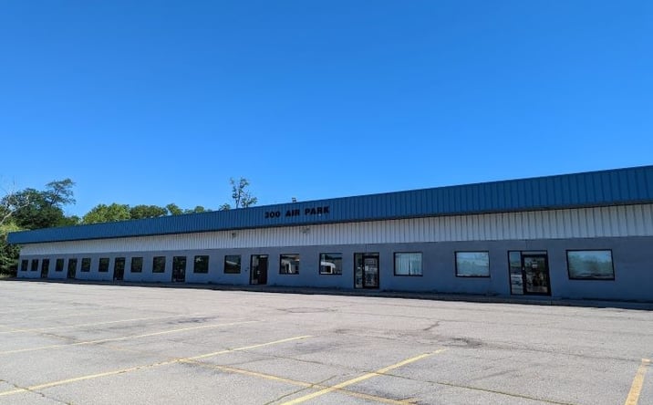 Pictures of Industrial property located at 300 Air Park Dr, Rochester, NY 14624 for lease - image #1