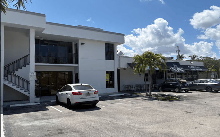 Pictures of Office, Retail property located at 1202 E Hillsboro Blvd, Deerfield Beach, FL 33441 for lease - image #1